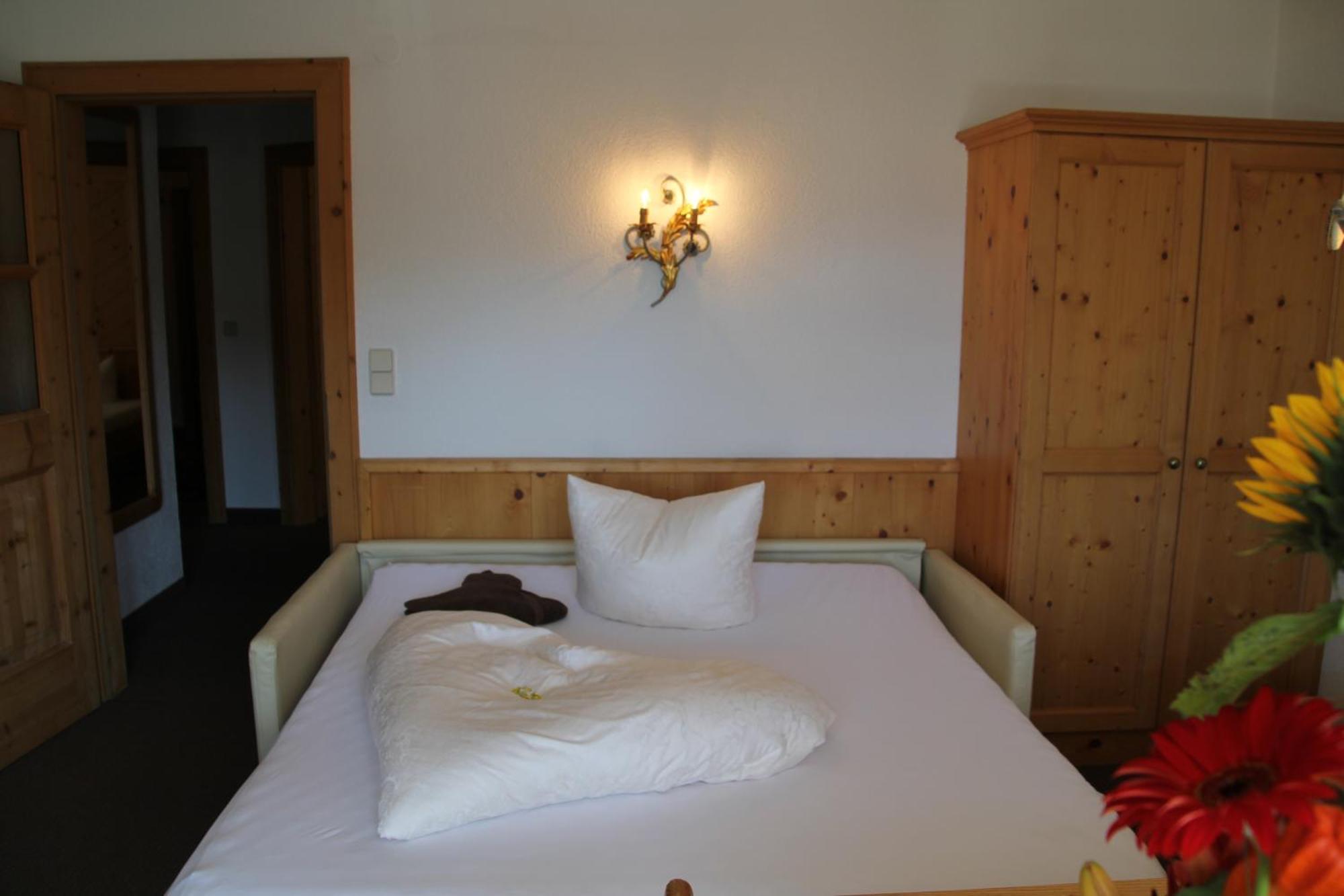 Hotel Garni Apart Elfriede 피스 객실 사진