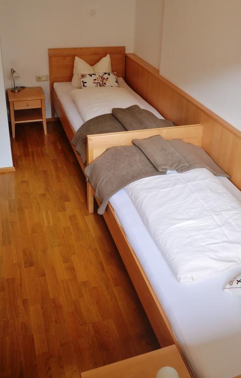 Hotel Garni Apart Elfriede 피스 객실 사진
