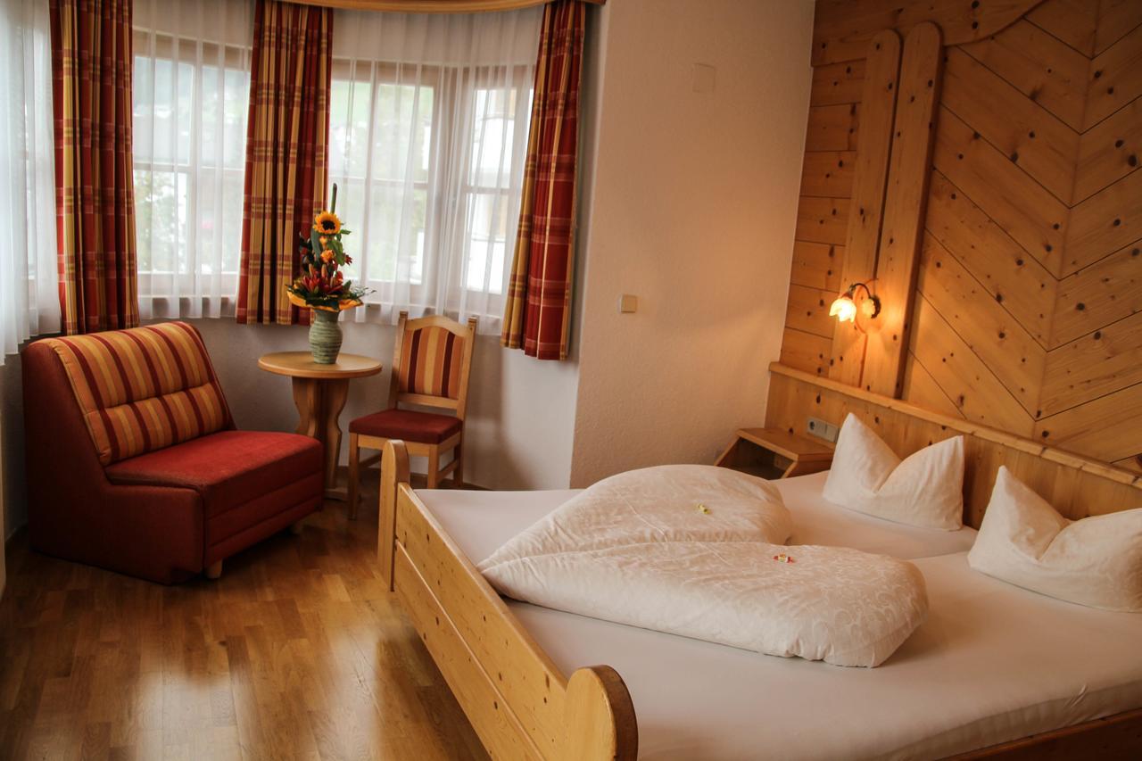Hotel Garni Apart Elfriede 피스 외부 사진